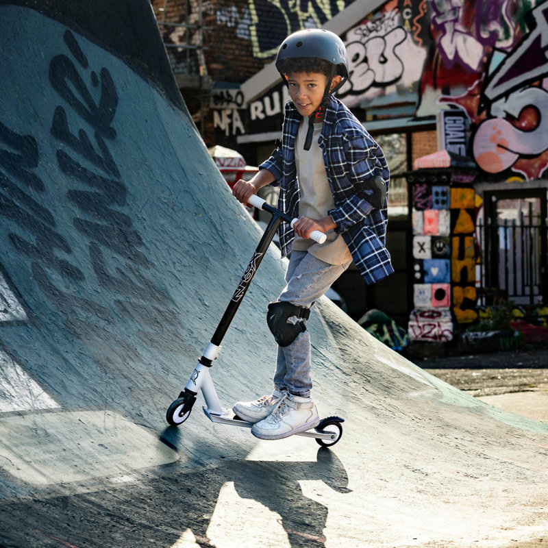 Amboy Freeport Park Scooter, White