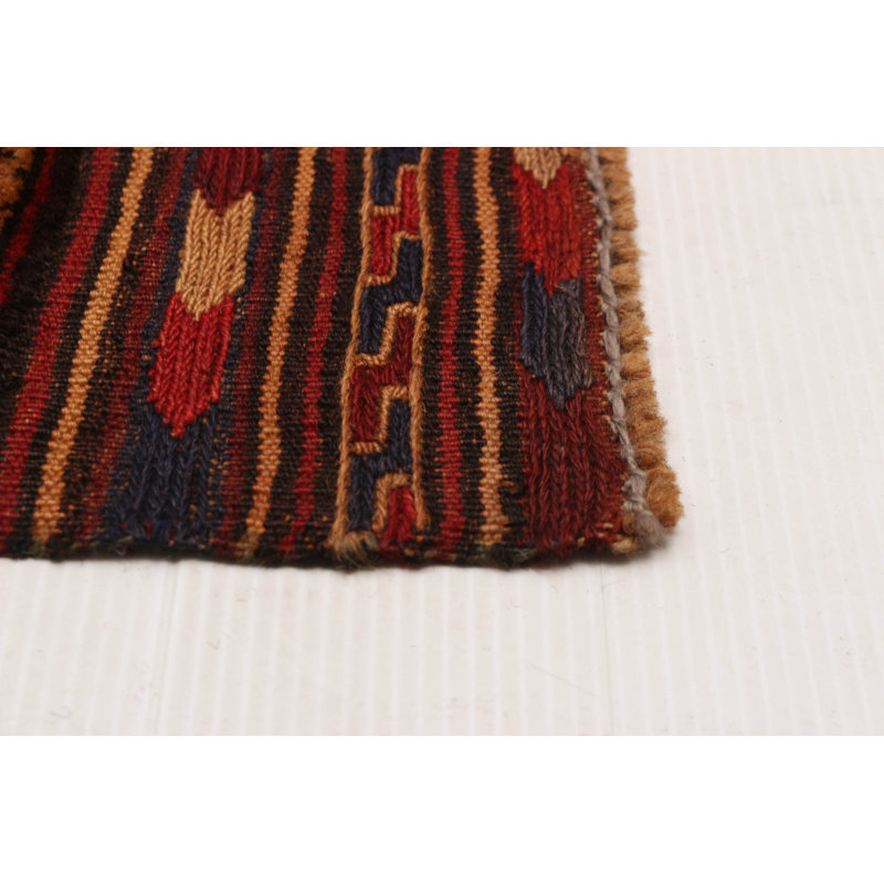 Tapis brun Teimani 4 pi 7 po x 6 pi 2 po