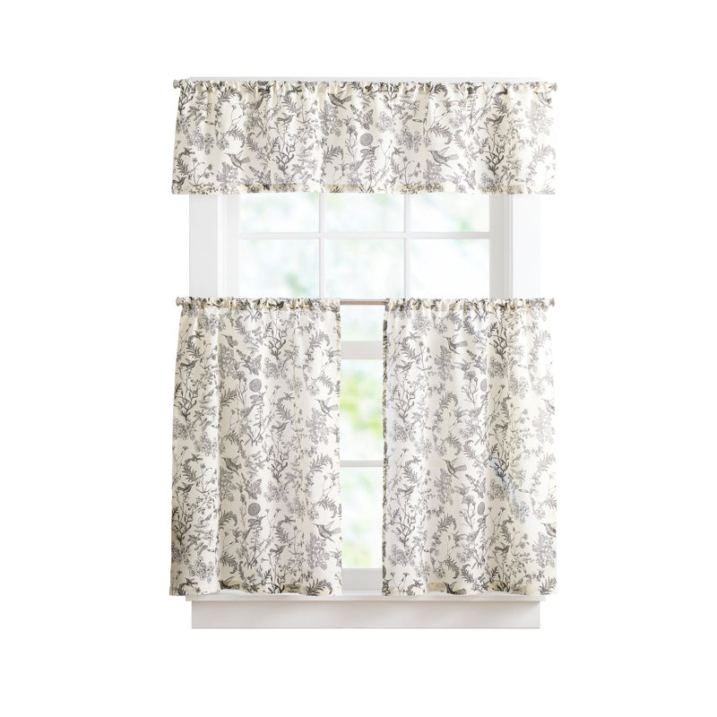  Hummingbird Multi 58 X 14 Valance And Tier Set