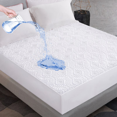 Housse de protection pour matelas imperméable et matelassée