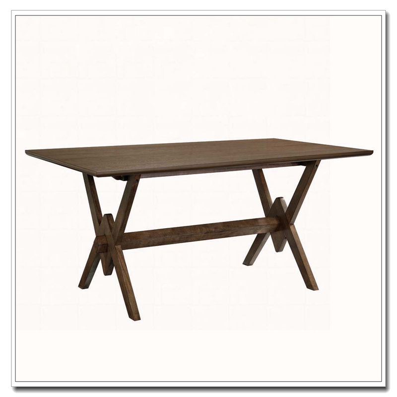 Table de salle à manger en bois, Noyer