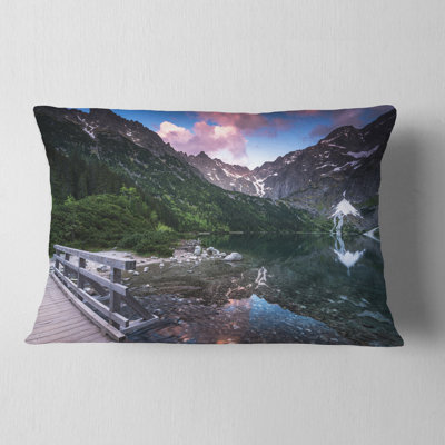 Coussin lombaire imprimé en bois et pont
