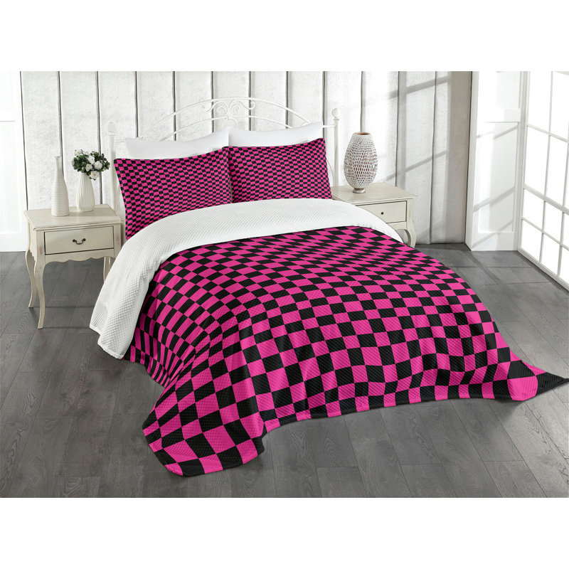 King Size Pink and Black Quilted Bedspread Set