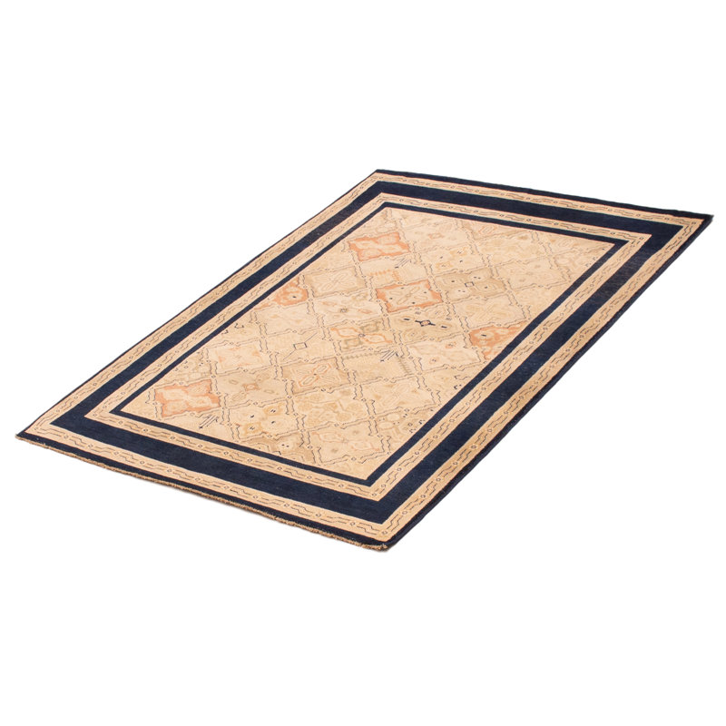 Tapis ivoire Aetna rectangulaire unique en laine 4 pi 2 po x 5 pi 11 po années 1990