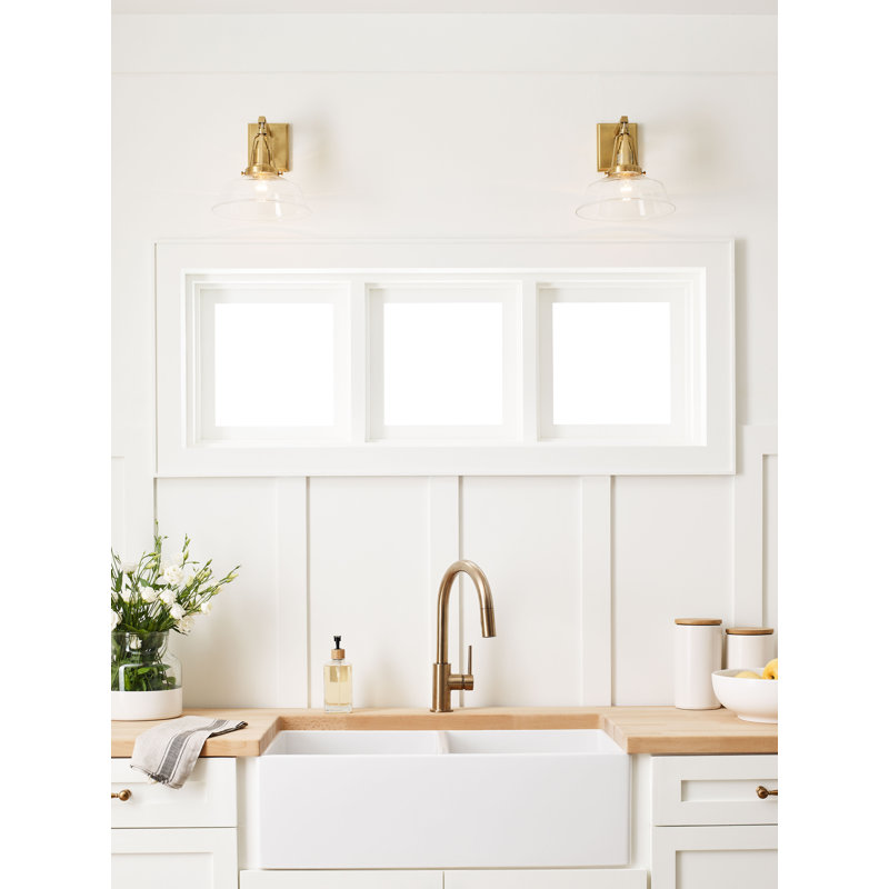 Chapman & Myers Layton 10" Sconce, White, Bronze