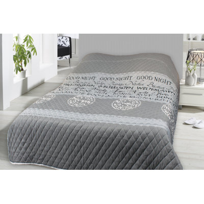 Poarch Bedspread