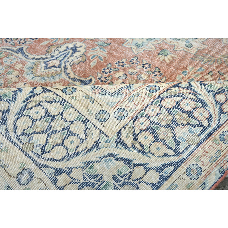 High-Quality Hand-Knotted Rose And Charcoal Area Rug