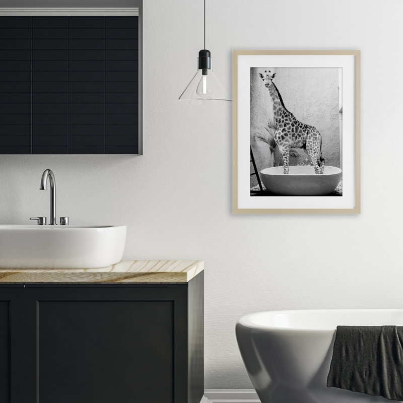 «Safari Bath debout debout», impression encadrée sous verre, conception par SD Graphics Studio, H 23 po x l 17 po