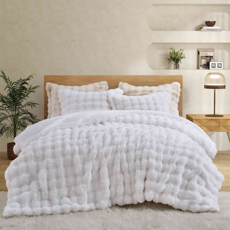 Marshmallow Plush Down Comforter Set, Soft & Cozy All-Season Bedding with Luxurious Feel, King Comforter + 2 King Pillowcases