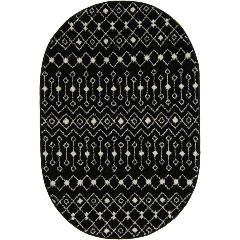 Geometric Indoor Rug, Oval 4' x 6'