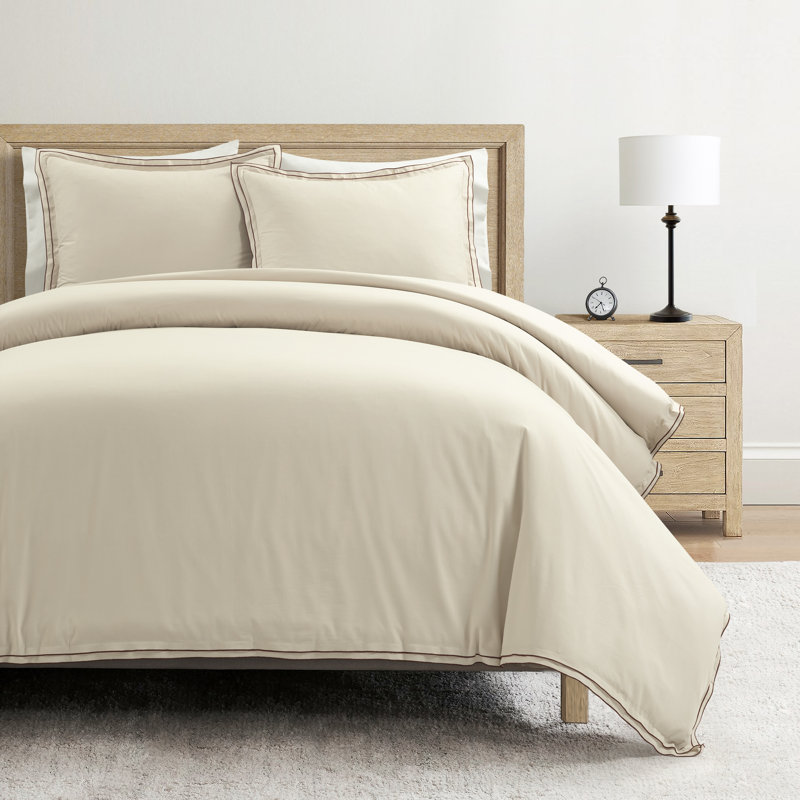 Hampton Double Flange Embroidered Contrast Edge Duvet Cover 3 Pieces Set, Queen Duvet Cover + 2 Standard Shams, Beige