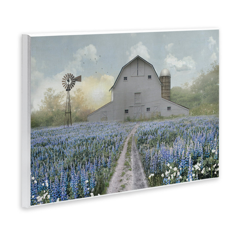 Plaque murale pré de fleurs bleues et grange, design par Nan, H 10 po x l 15 po