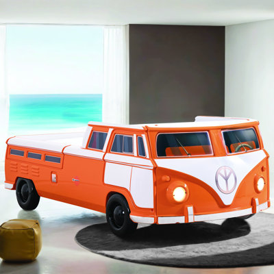 Lit bus Bobby Peace