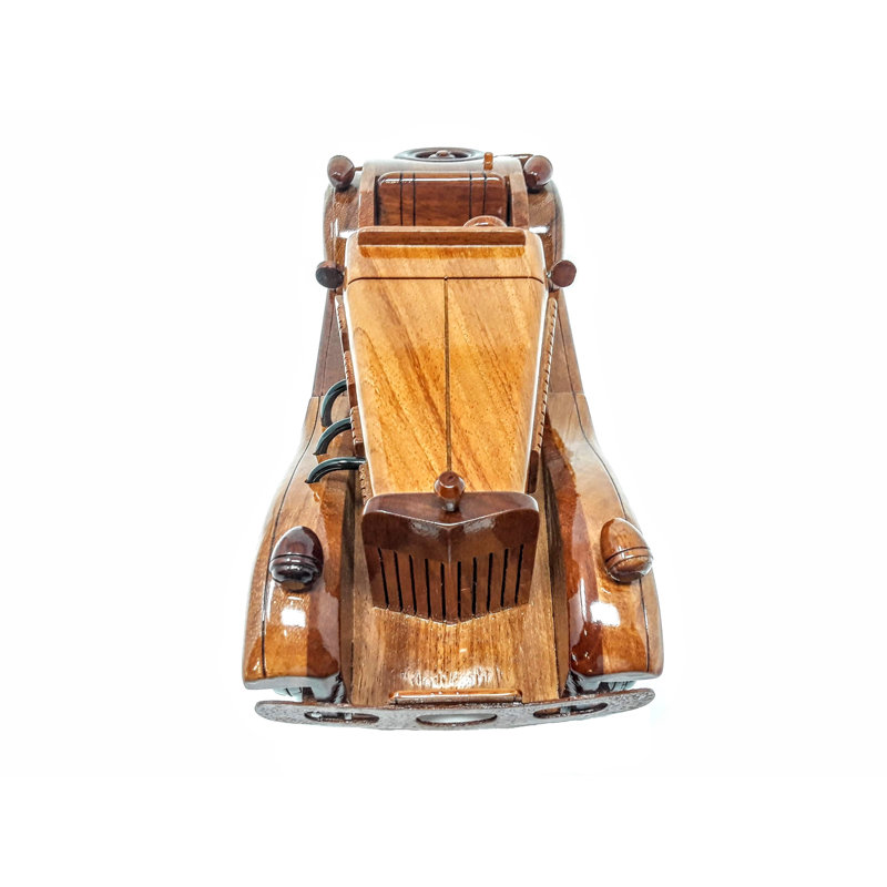 Modèle d'automobile rétro en bois Hucklow