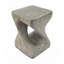 Table d'appoint en forme de bois à texture torsadée MGO-784260397