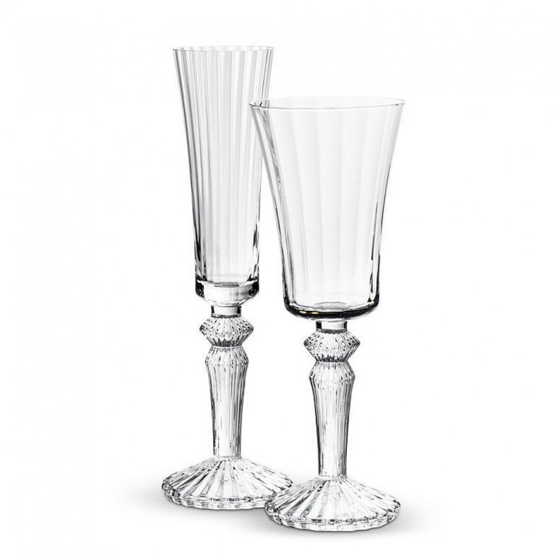 Flared Vertical Optic Stemmed Wine Glass