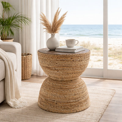 Table de bout décorative tissée à la main à base de fibres naturelles pour l'aménagement du salon - Table de bout étroite et élégante pour le chevet ou le style de la pièce - 18 po, brun