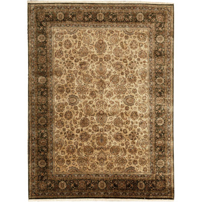 Tapis doré et vert noué à la main de haute qualité