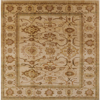 Sebbi Oriental Indoor Rug