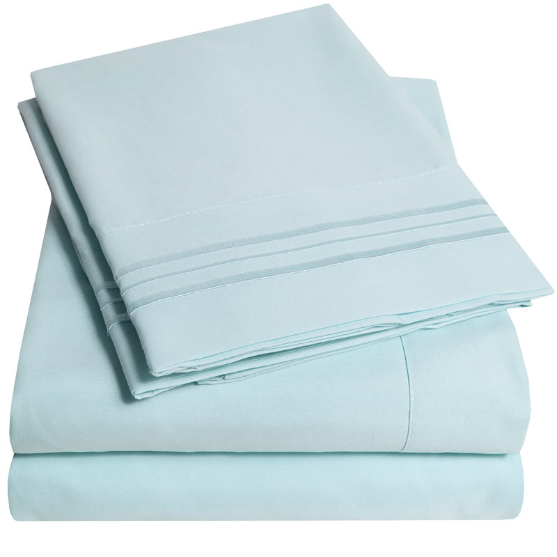 Queen Fuchsia Ultra Soft Microfiber 4-Piece Sheet Set