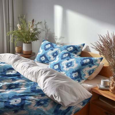 Coastal Bedding Set Of 3 Pcs - Blue Ocean Ikat Duvet Cover And Throw Cushion Set