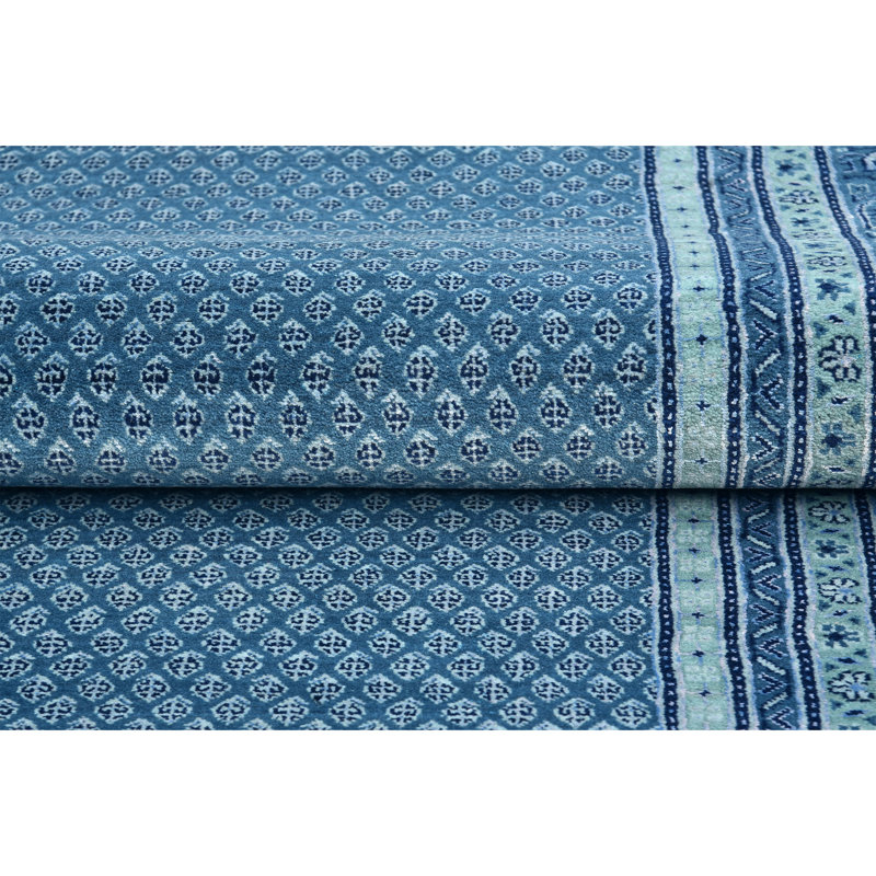 Hand Knotted Geometric Area Rug in Blue/White