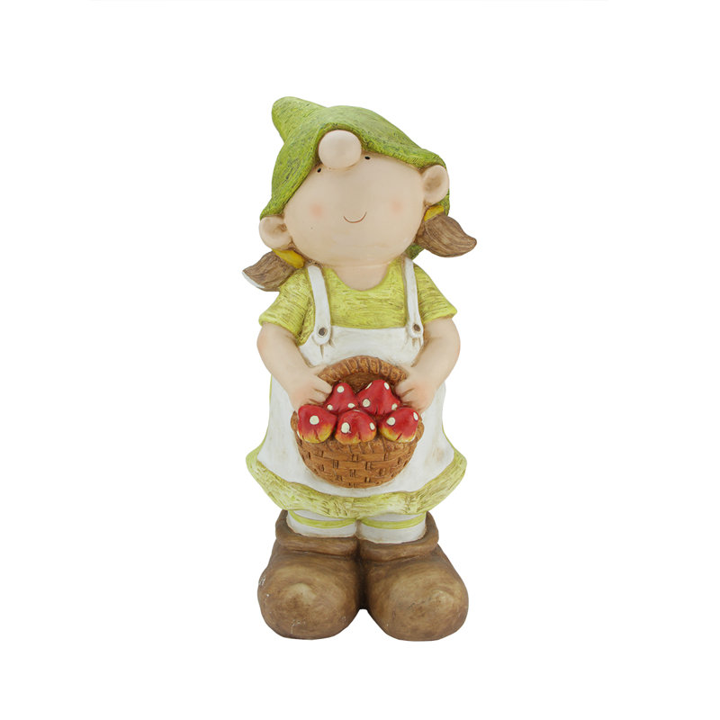 Gnome vert et blanc tenant une corbeille de champignons, 23" H x 9,5" L x 9" D