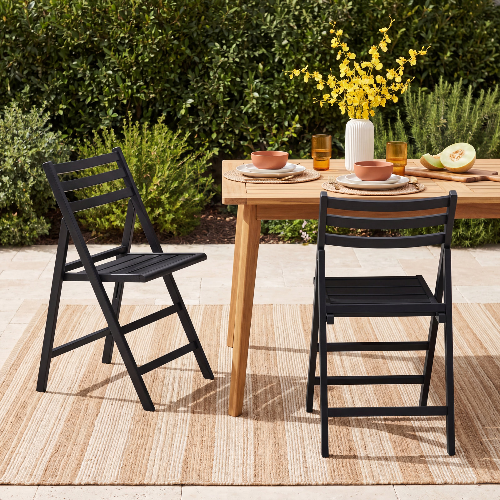 Irela Folding Chair, Black