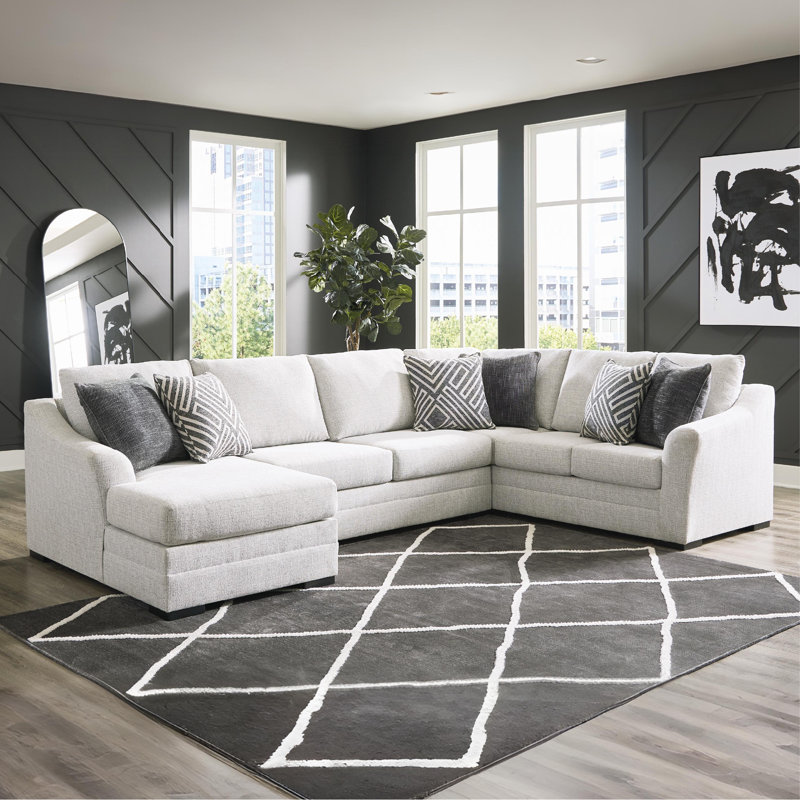 Koralynn 3-Piece Sectional With Chaise, Right Hand Facing