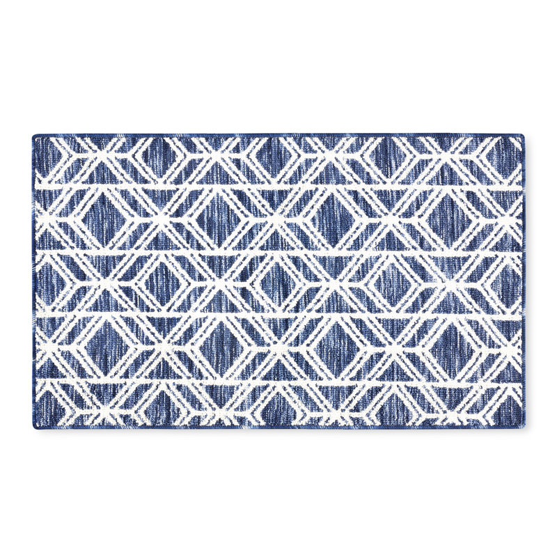 TOWN & COUNTRY EVERYDAY Walker Modern Diamond Everwash Non-Slip Backing Kitchen Mat, Rectangle 2' x 3.34', Blue