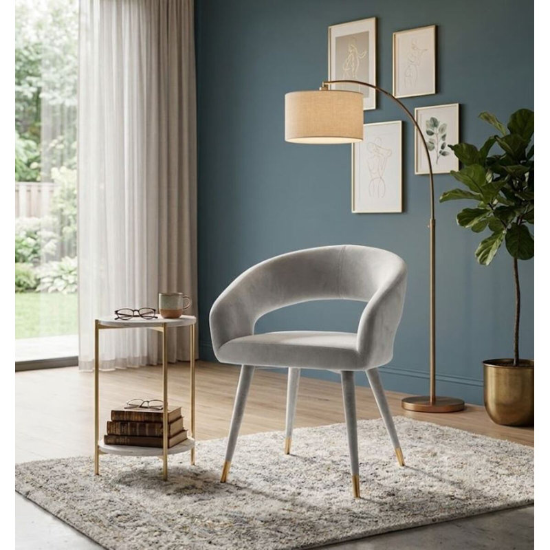 Chaise Idrizi, Gris