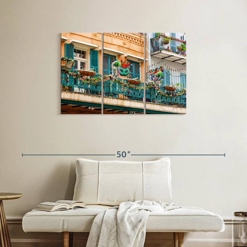 Balcon Mardi Gras, H 24 po x l 38 po