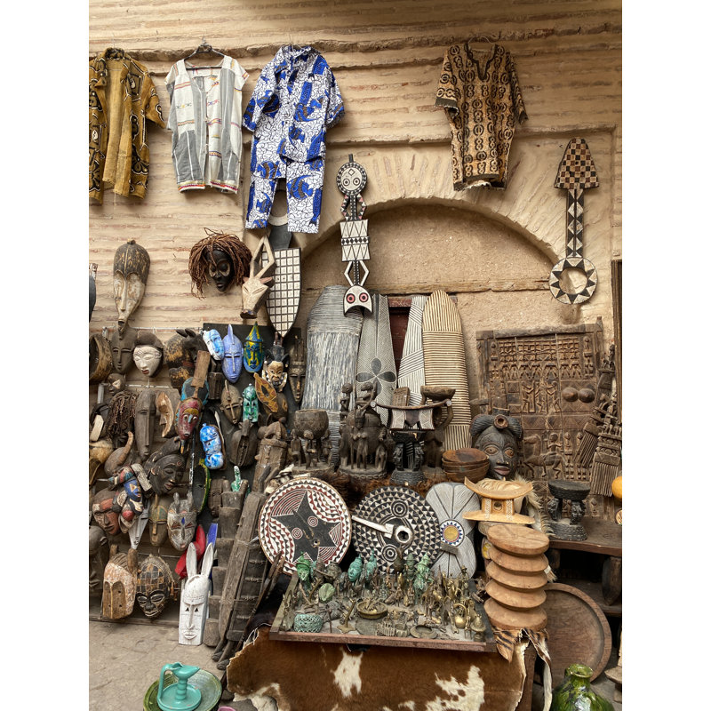 Bamileke Dash Shield