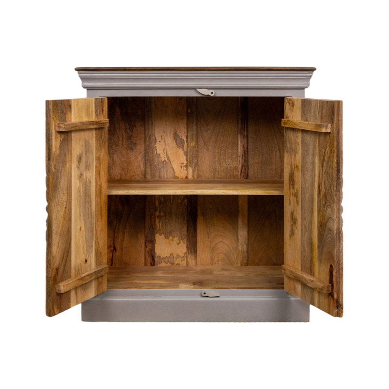 Armoire sculptée en bois de manguier