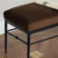 Le repose-banc est simple et luxueux
