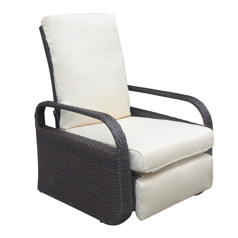 Gesuino Wicker Outdoor Lounge Chair, Beige, Brown