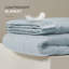 Couverture légère en duvet synthétique avec bordure en satin -21365931-21365932