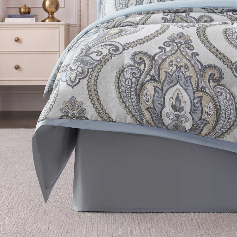 Polyester Damask Comforter Set