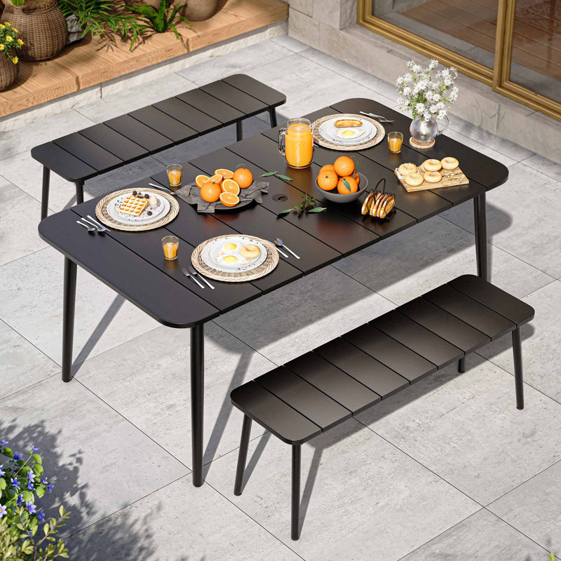 Ensemble de salle à manger de patio 3 pièces avec table rectangulaire de 65 po et 2 bancs (ensemble de 3)