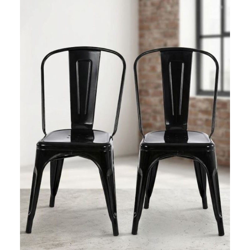 Chaise de patio empilable