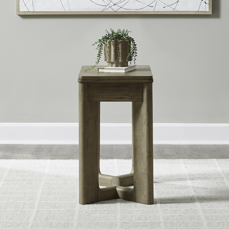 Hatten Chairside Table
