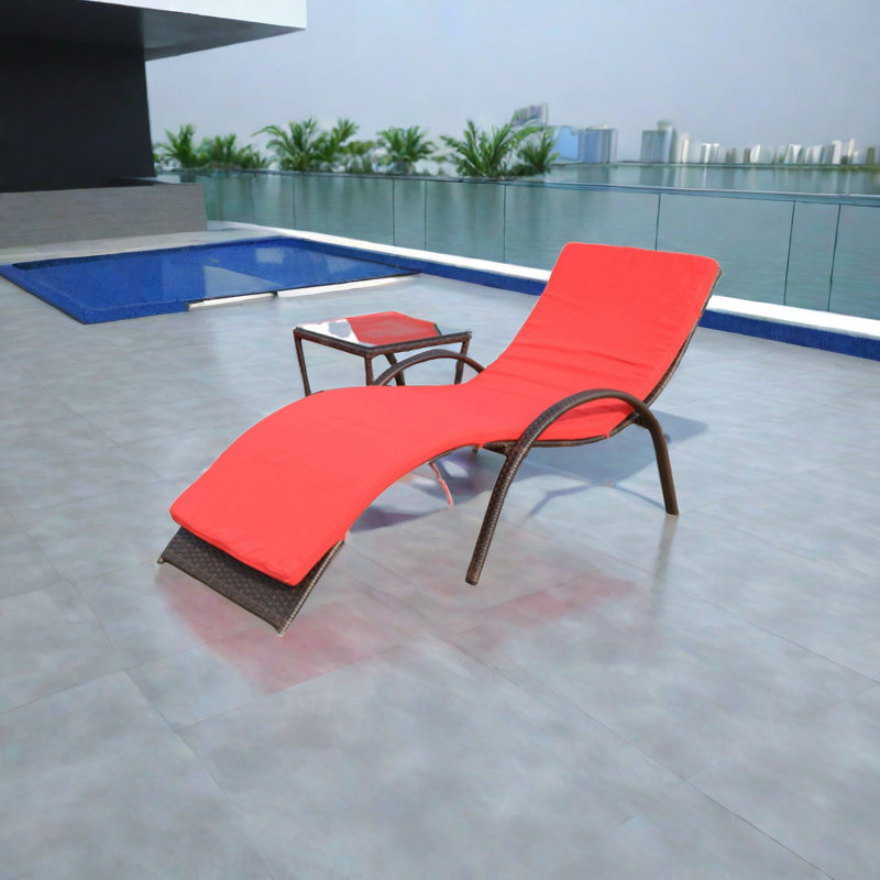 Outdoor Lounger Pool Lounge Beach Patio Outdoor Chaise Lounge Set with Table , Cushion Included