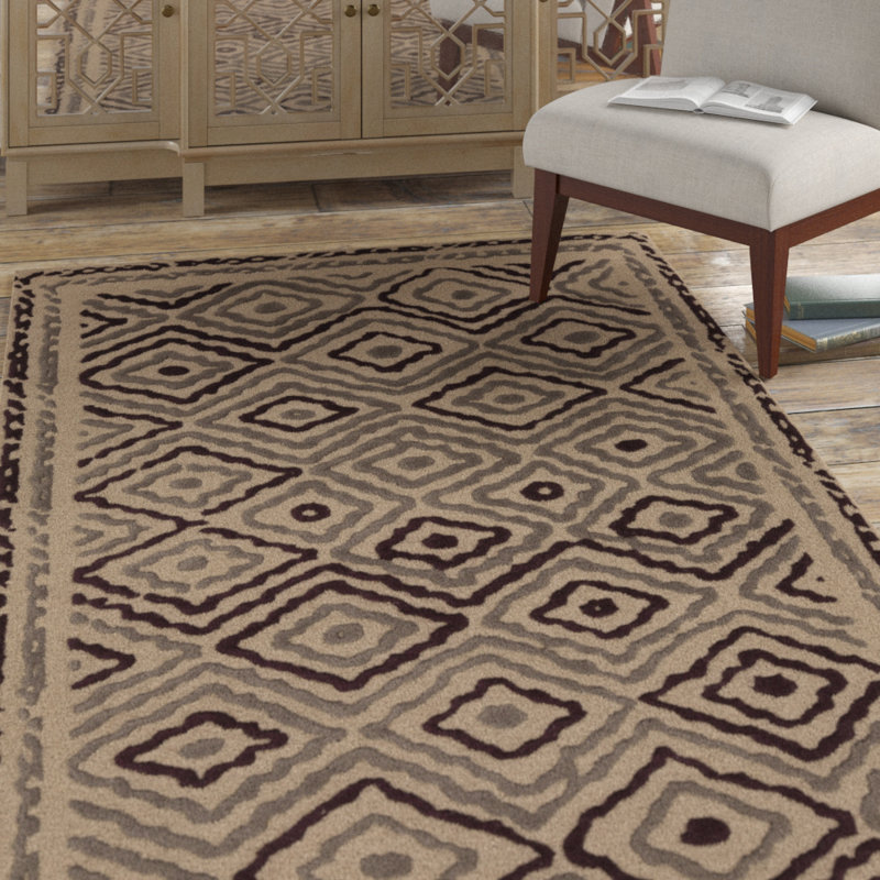 Sala Wool Geometric Indoor Rug, Rectangle 5' x 8'