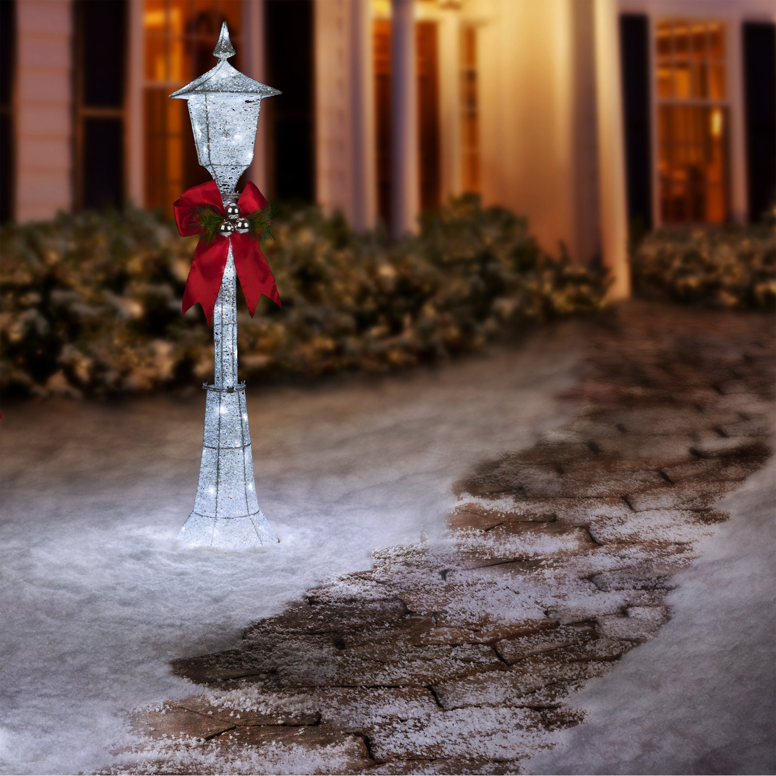 Metal Christmas Decoration, White, 48" H x 9" W x 11" D