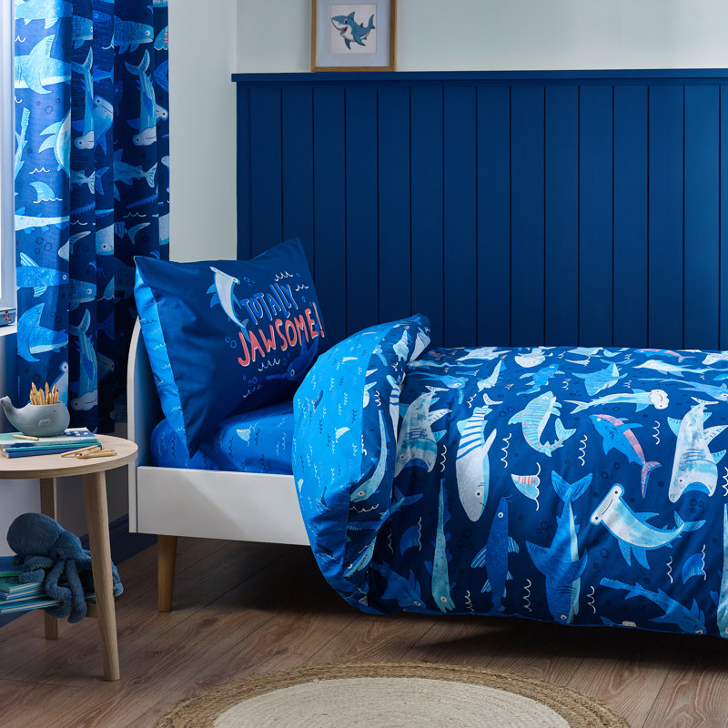 Jawsome Shark Reversible Duvet Cover Set, Double Duvet Cover + 2 Standard Pillowcases