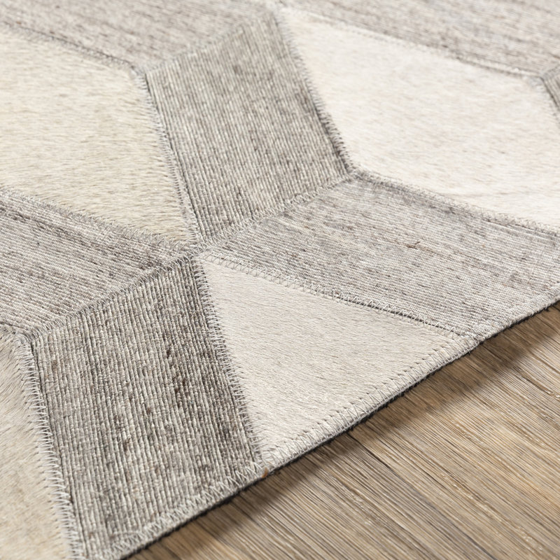 Katharine Leather Oriental Indoor Rug, Rectangle 2' x 3'
