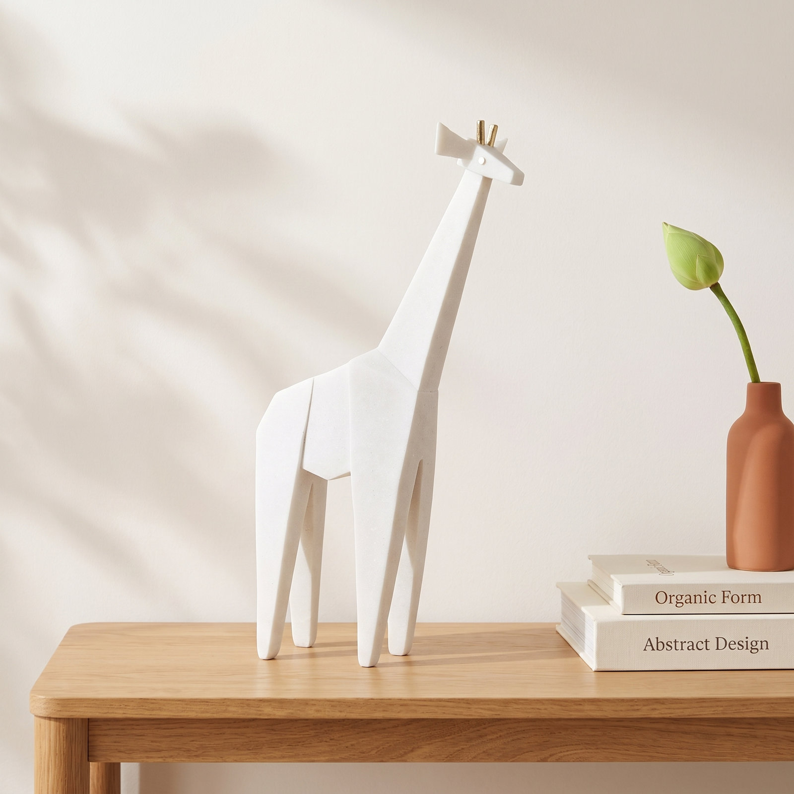 Glinda Giraffe Sculpture
