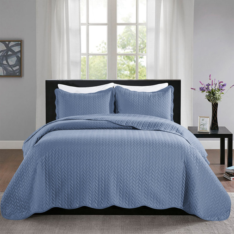 Lightweight Pre washed California King Bedspread Set | Soft Microfiber Quilt Set| Hotel-Quality Finish, Washed Blue