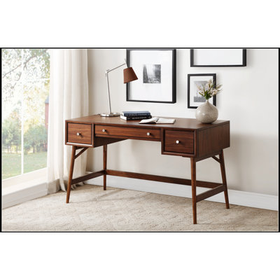 Élégant bureau d'écriture de style Mid-Century avec tiroirs de rangement, placage en noyer et quincaillerie en nickel pour une maison ou un bureau moderne