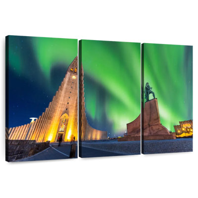 Hallgrimskirkja Aurora
